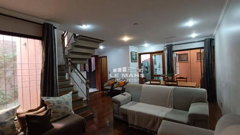 Casa, 3 quartos, 213 m² - Foto 1