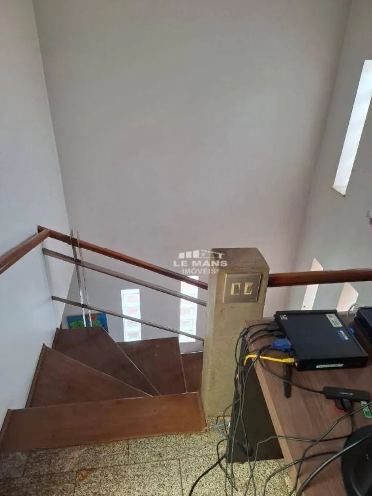 Casa, 3 quartos, 213 m² - Foto 2