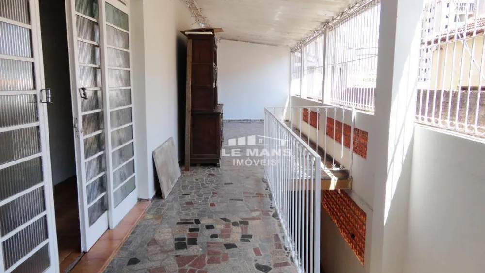 Casa, 5 quartos, 212 m² - Foto 4