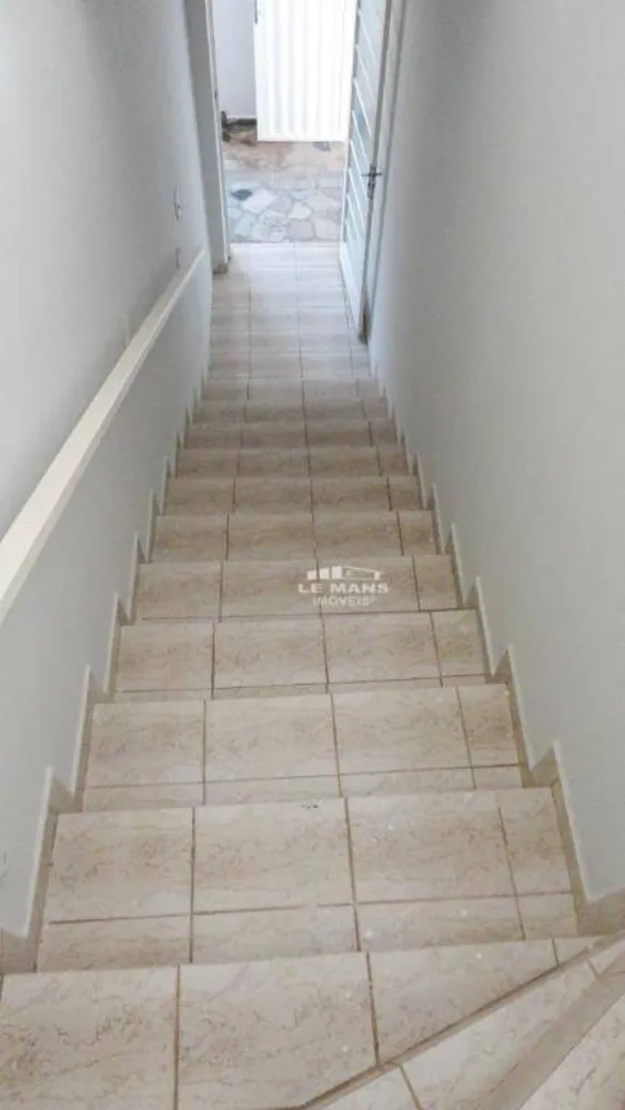 Casa, 5 quartos, 212 m² - Foto 1