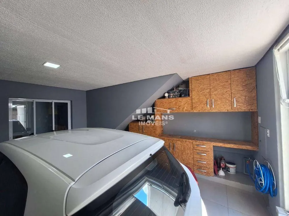 Casa, 4 quartos, 192 m² - Foto 1