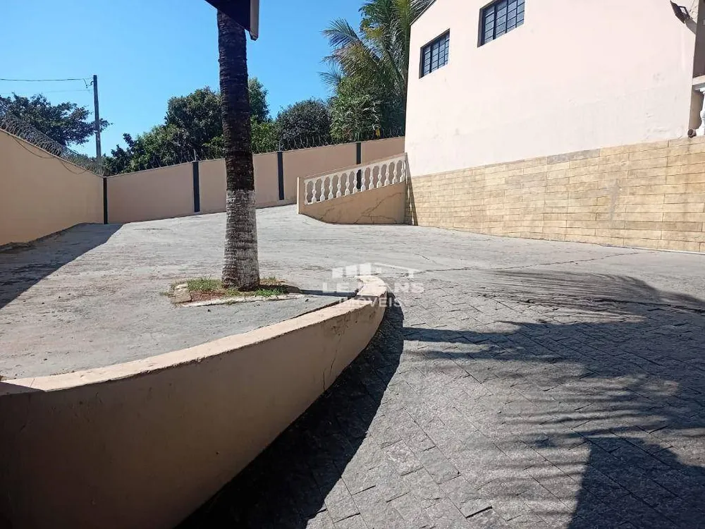 Chácara, 3 quartos, 1300 m² - Foto 7