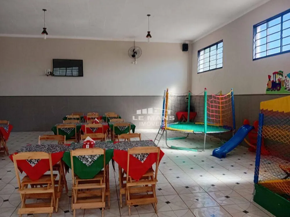 Chácara, 3 quartos, 1300 m² - Foto 11