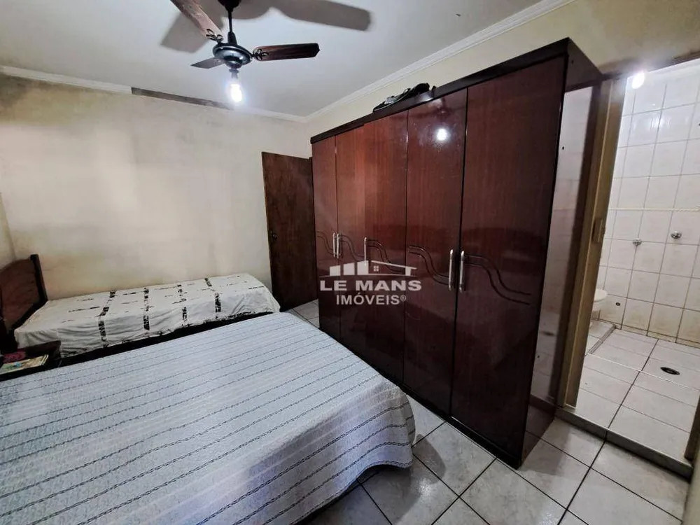 Casa, 4 quartos, 154 m² - Foto 1