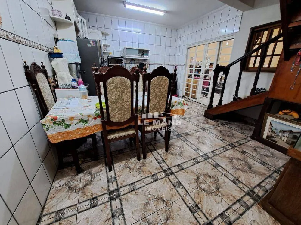 Casa, 4 quartos, 154 m² - Foto 4