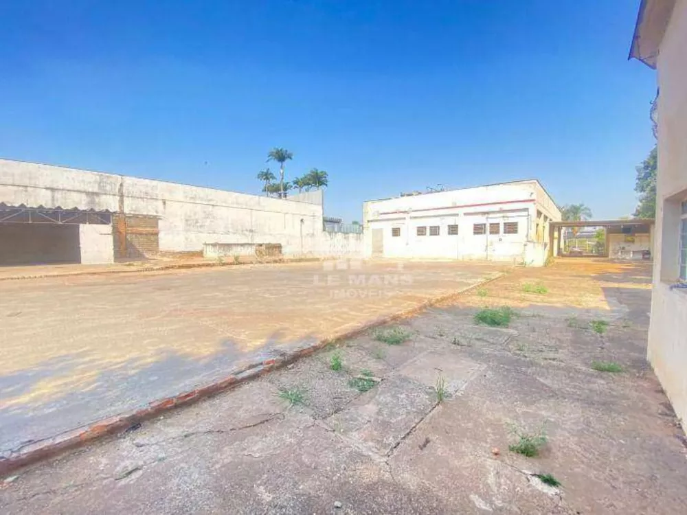 Loja-Salão, 2050 m² - Foto 3