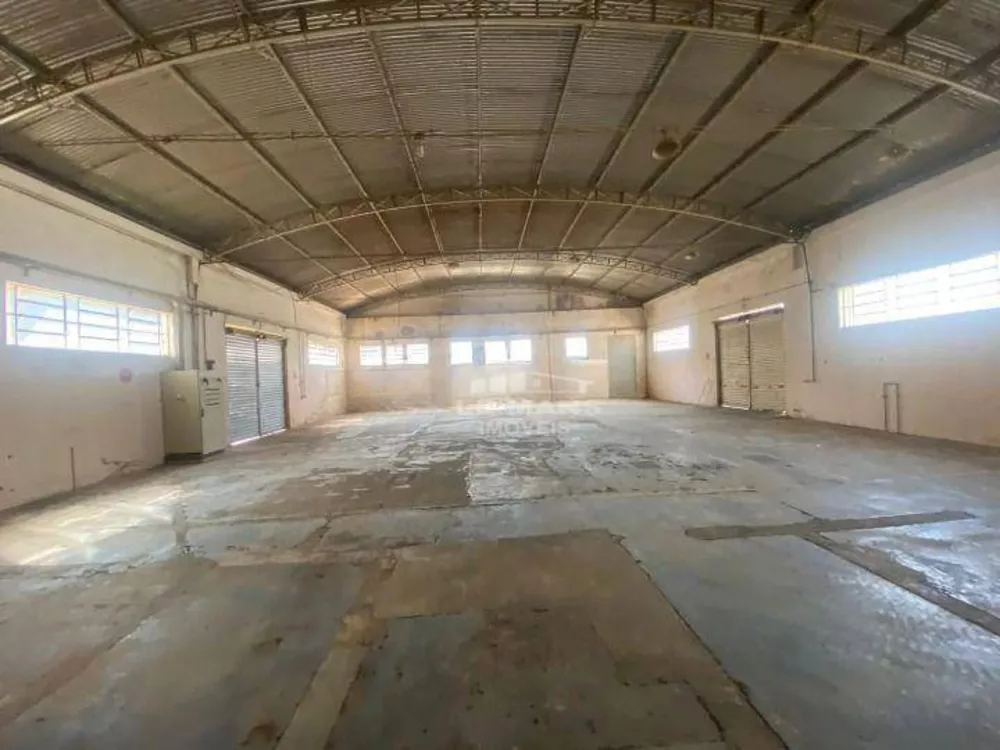 Loja-Salão, 2050 m² - Foto 13