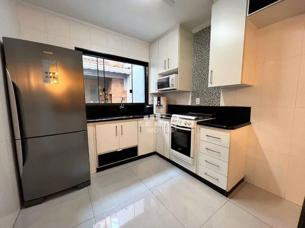 Casa, 3 quartos, 160 m² - Foto 6