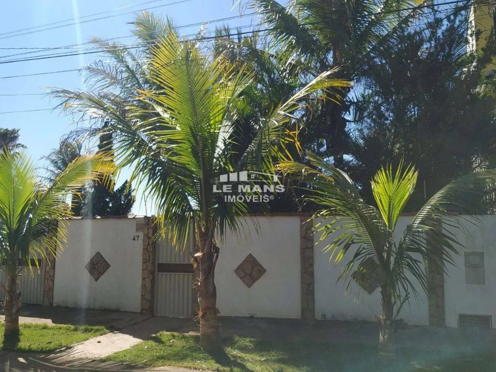 Chácara, 4 quartos, 800 m² - Foto 1
