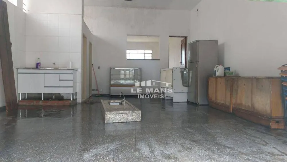 Depósito-Galpão, 52 m² - Foto 1