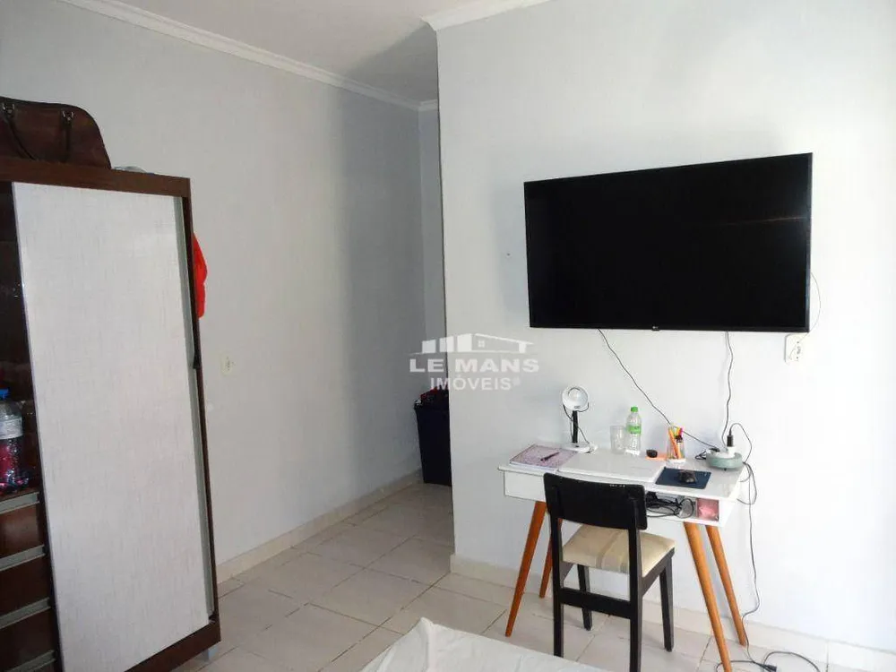 Casa, 6 quartos, 278 m² - Foto 4