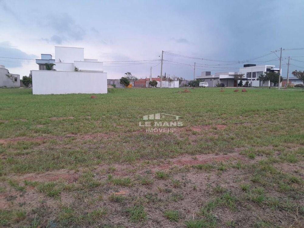 Loteamento e Condomínio, 200 m² - Foto 1