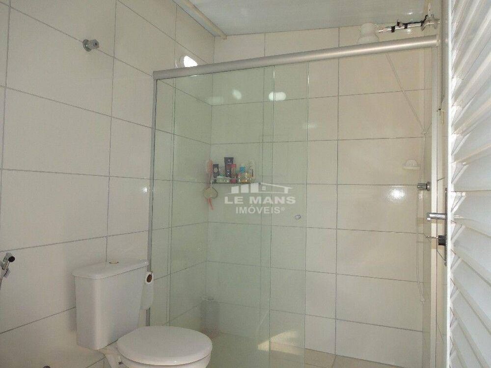 Chácara, 2 quartos, 1259 m² - Foto 4