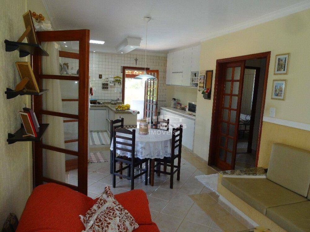 Chácara, 2 quartos, 1259 m² - Foto 2