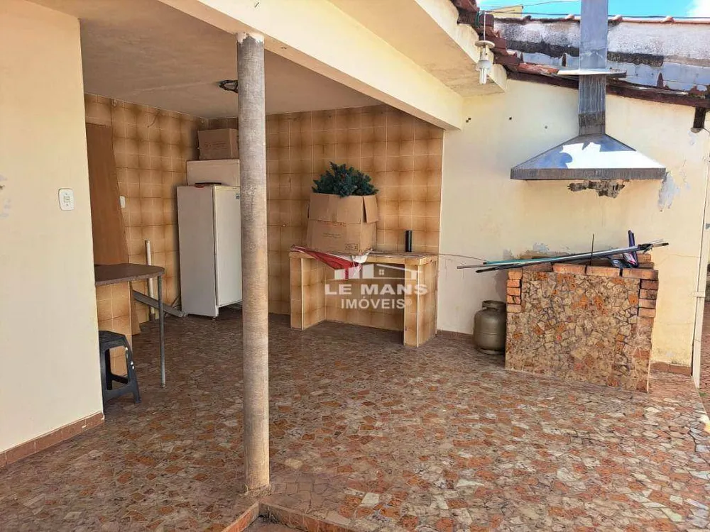 Casa, 6 quartos, 342 m² - Foto 4