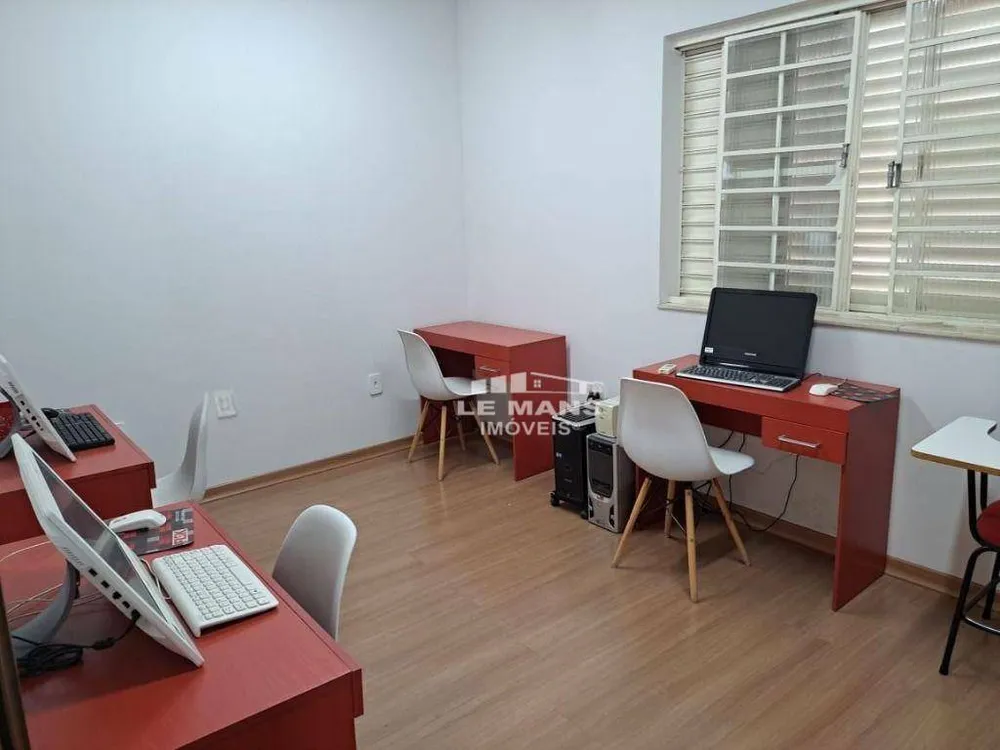 Casa, 6 quartos, 342 m² - Foto 3