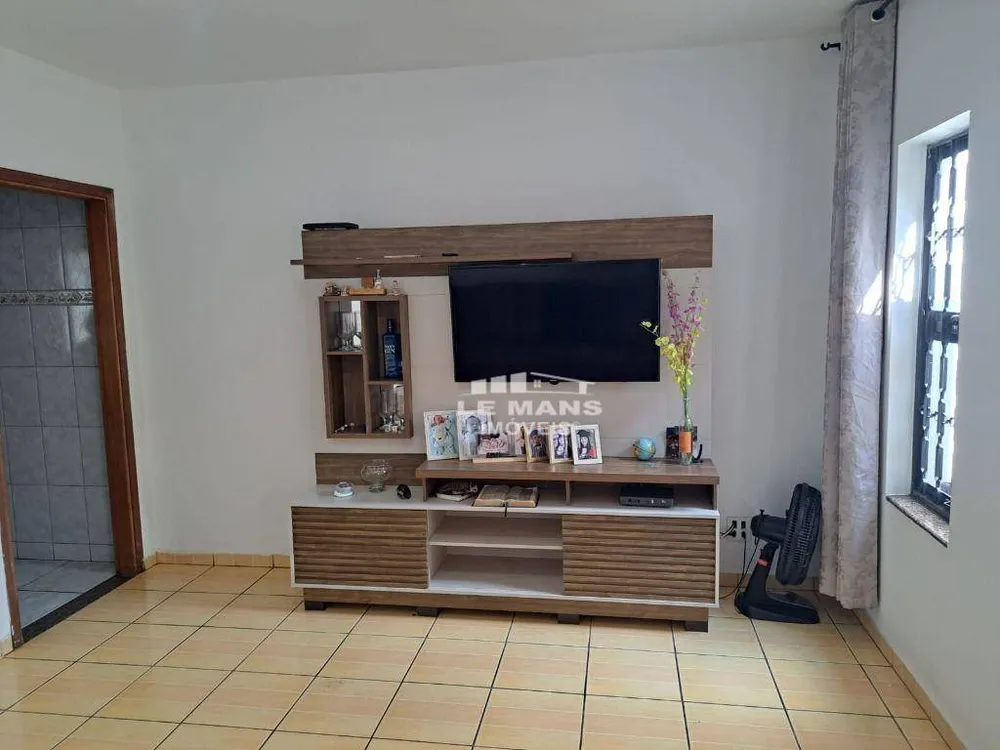 Casa, 2 quartos, 122 m² - Foto 1