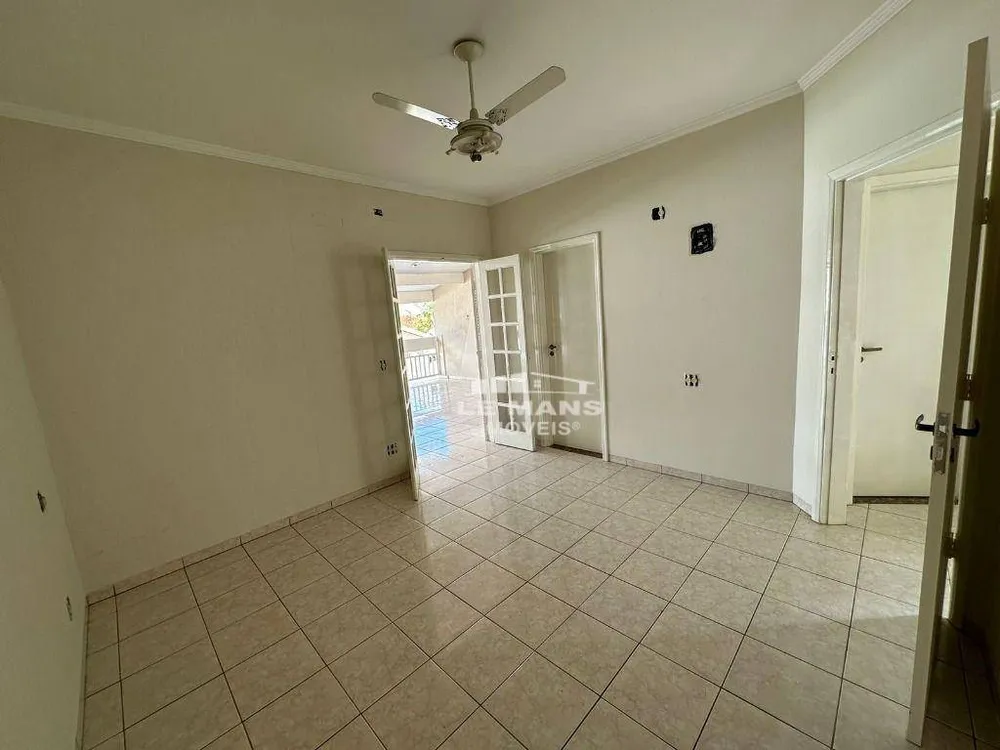 Casa, 3 quartos, 231 m² - Foto 9