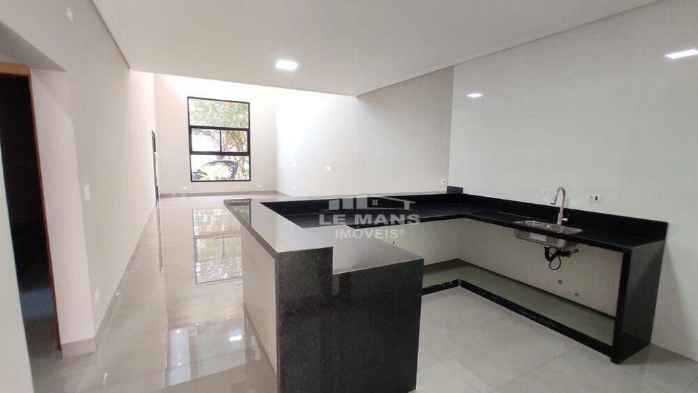 Casa de Condomínio à venda com 3 quartos, 160m² - Foto 3
