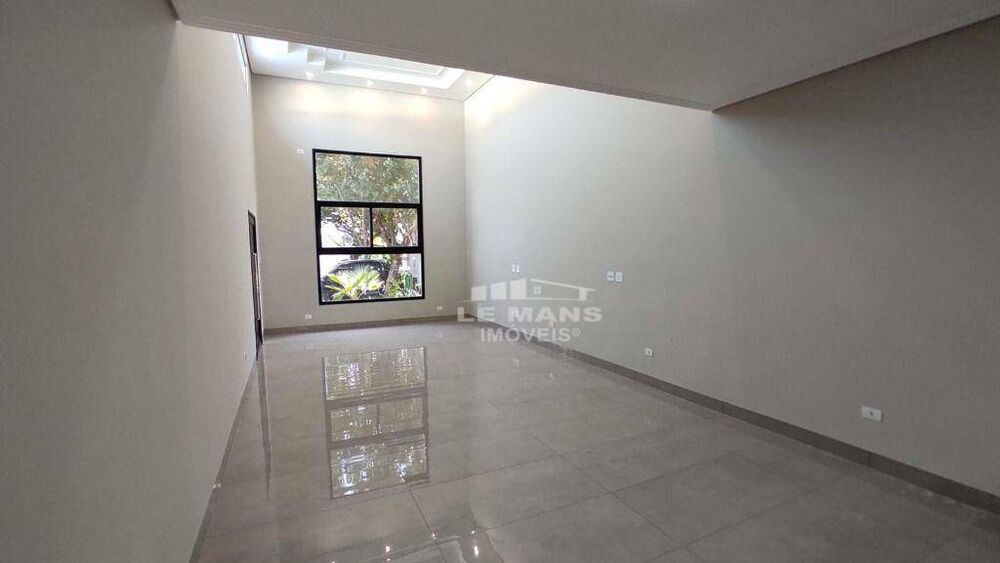 Casa de Condomínio à venda com 3 quartos, 160m² - Foto 1