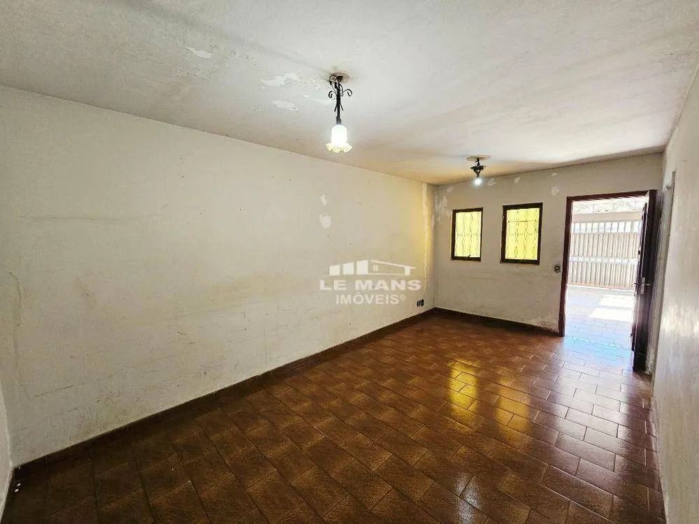 Casa, 3 quartos, 109 m² - Foto 2