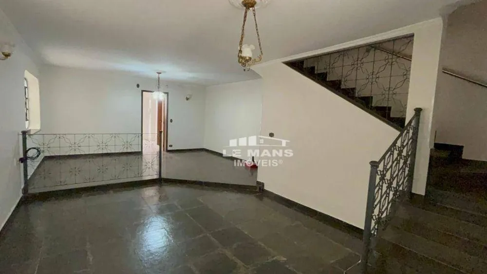 Casa, 3 quartos, 186 m² - Foto 2