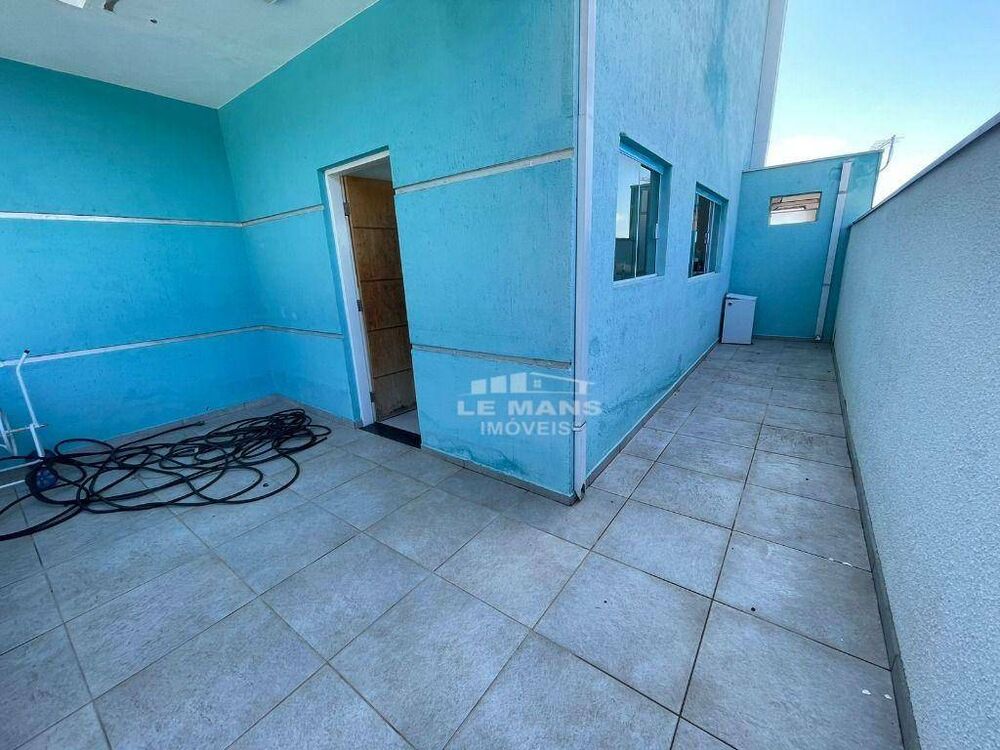 Casa à venda com 5 quartos, 380m² - Foto 2