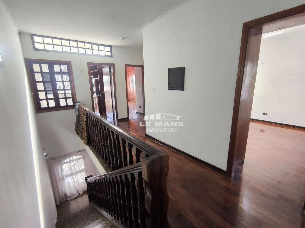 Casa, 5 quartos, 252 m² - Foto 4