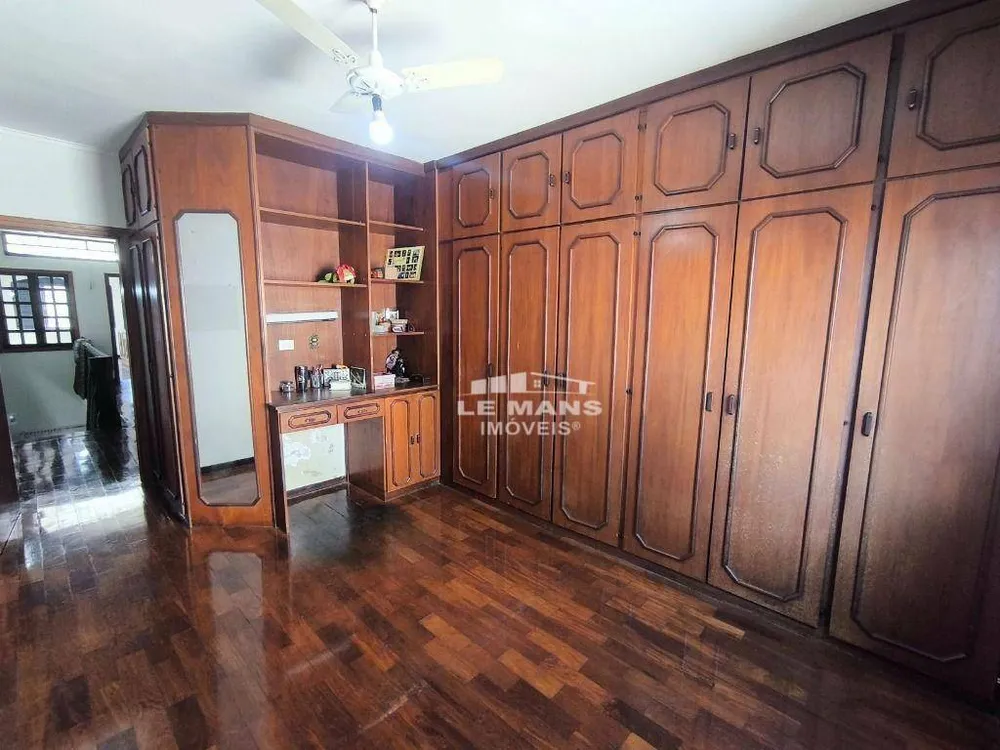Casa, 5 quartos, 252 m² - Foto 3