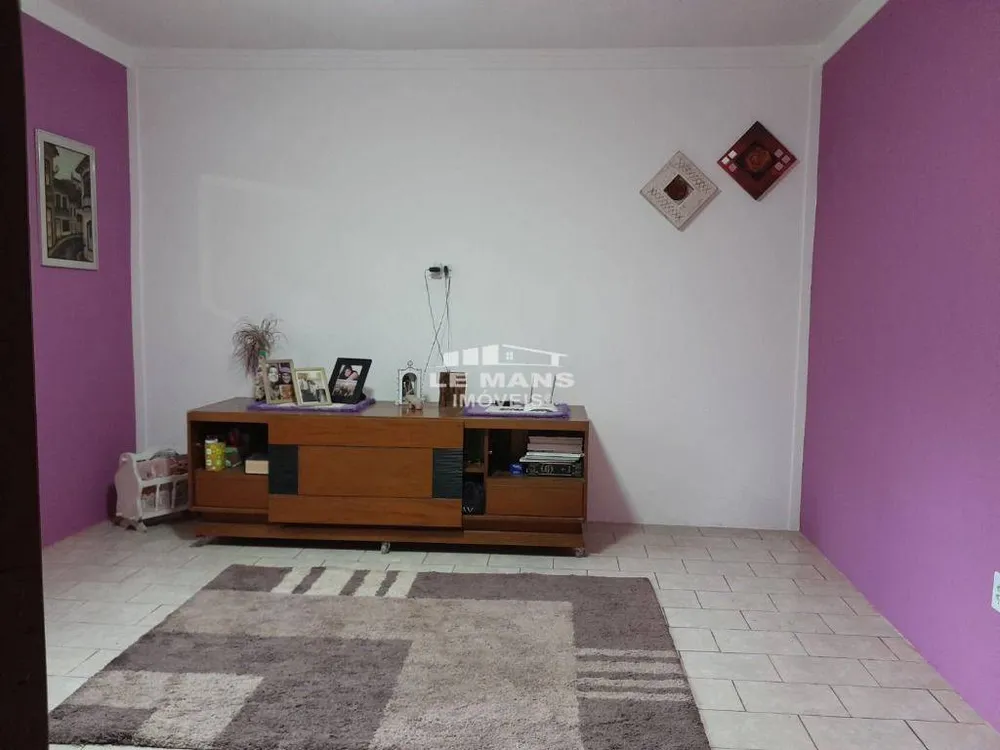 Chácara, 3 quartos, 1000 m² - Foto 1