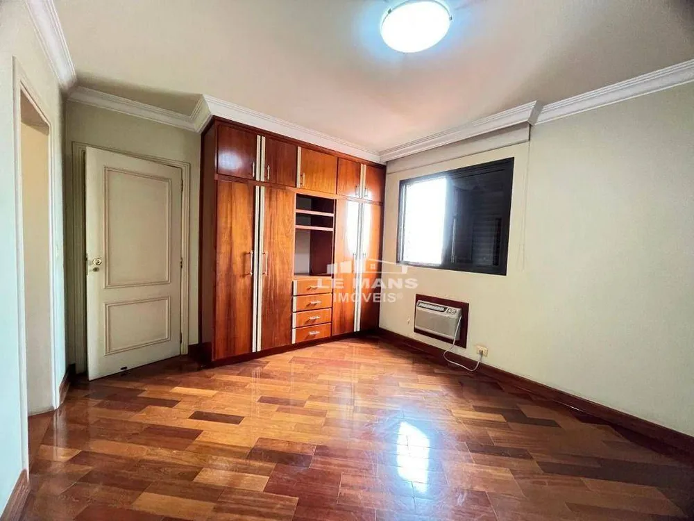 Apartamento, 3 quartos, 218 m² - Foto 4
