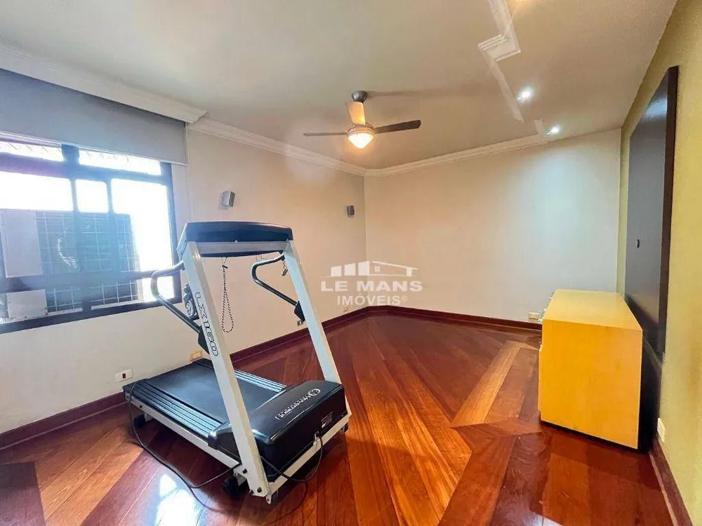 Apartamento, 3 quartos, 218 m² - Foto 2