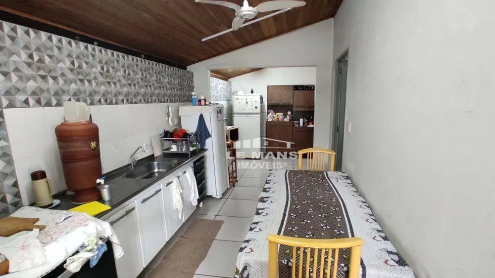Chácara, 2 quartos, 1250 m² - Foto 2