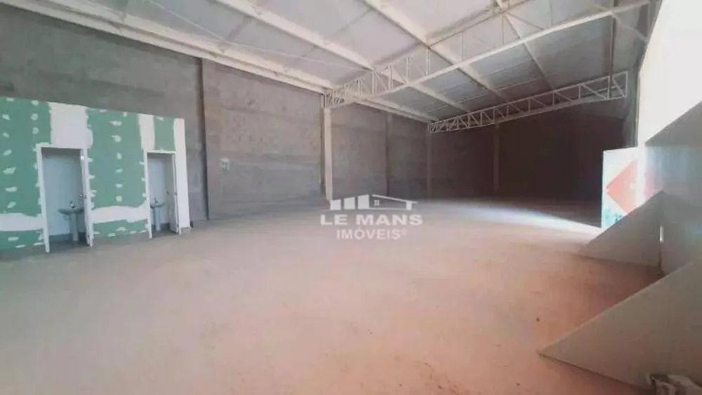 Loja-Salão, 239 m² - Foto 1