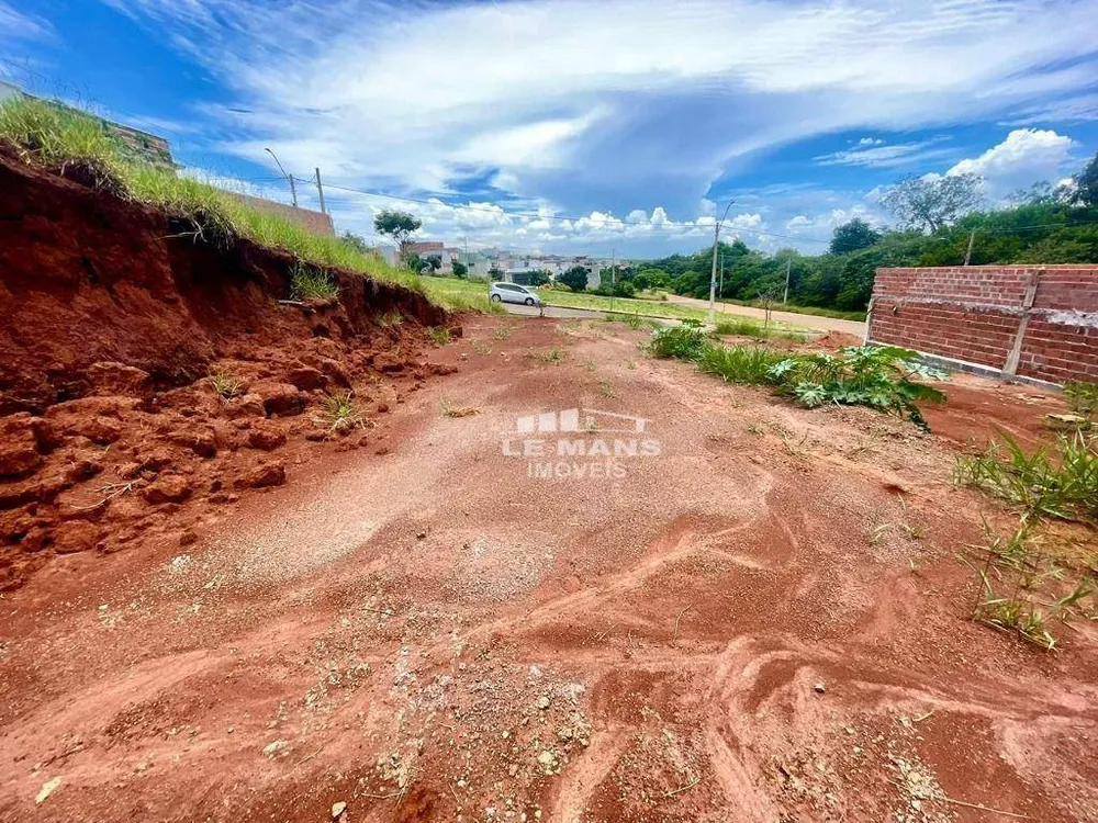 Terreno, 208 m² - Foto 1