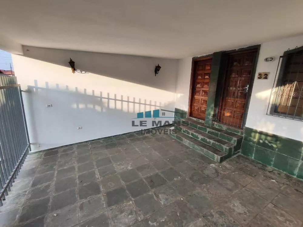 Casa para alugar com 3 quartos, 190m² - Foto 4