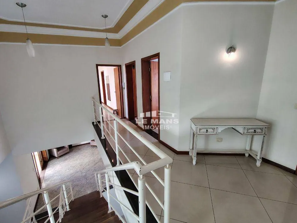 Casa, 3 quartos, 268 m² - Foto 1