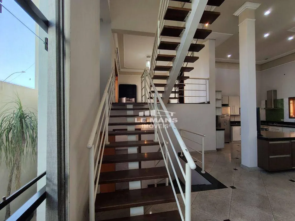 Casa, 3 quartos, 268 m² - Foto 7
