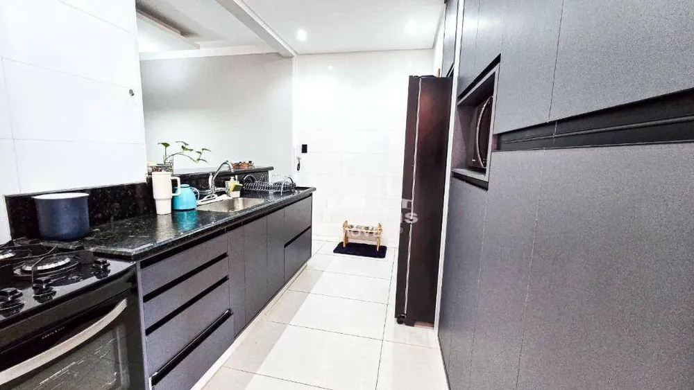Casa, 3 quartos, 201 m² - Foto 4