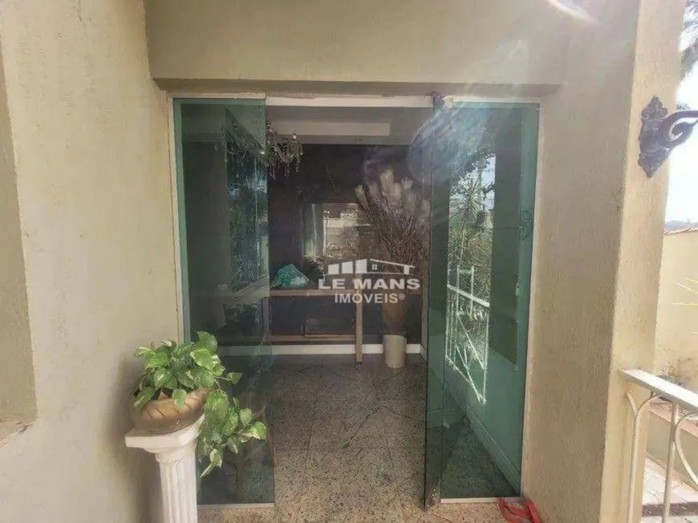 Casa, 4 quartos, 418 m² - Foto 1