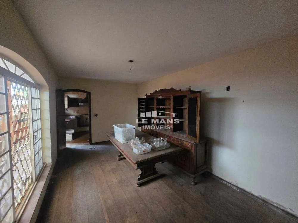 Casa, 4 quartos, 268 m² - Foto 5