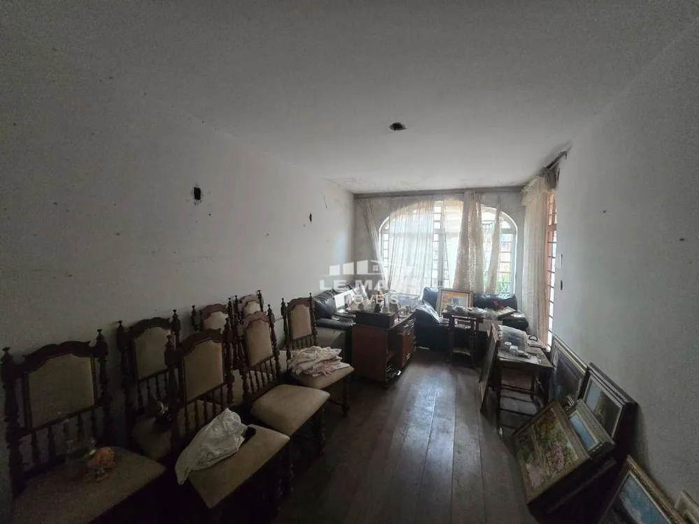 Casa, 4 quartos, 268 m² - Foto 1