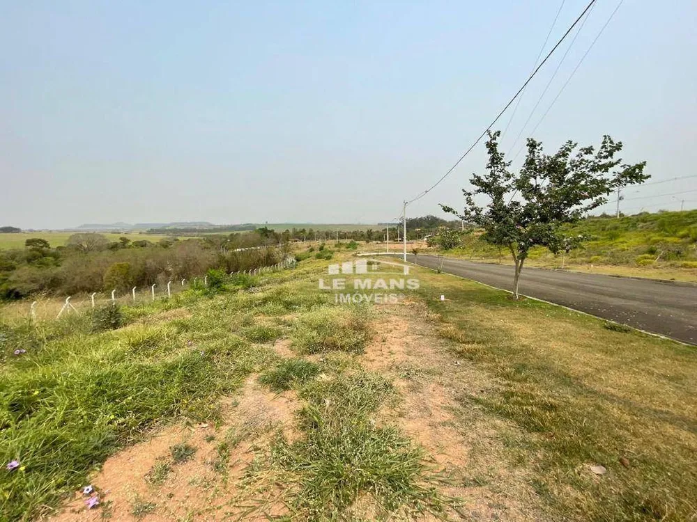 Loteamento e Condomínio, 200 m² - Foto 1