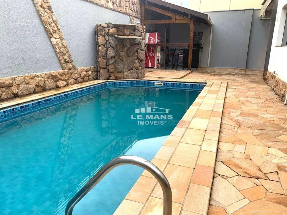 Casa, 3 quartos, 297 m² - Foto 13
