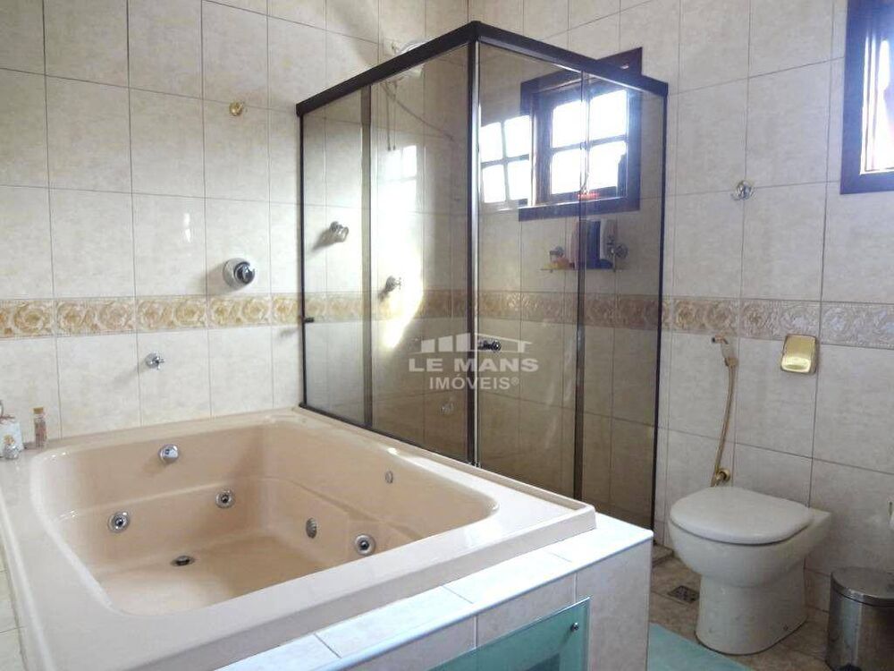 Casa, 3 quartos, 297 m² - Foto 8