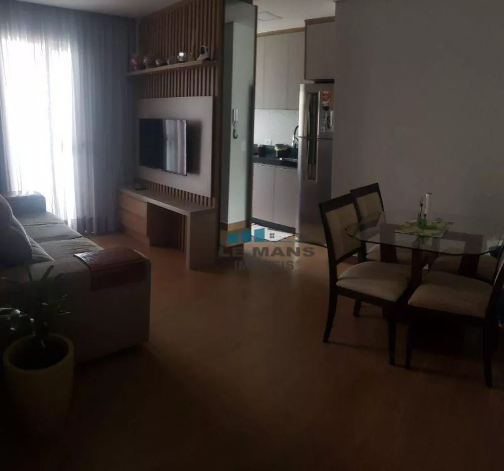 Apartamento à venda com 2 quartos, 65m² - Foto 3