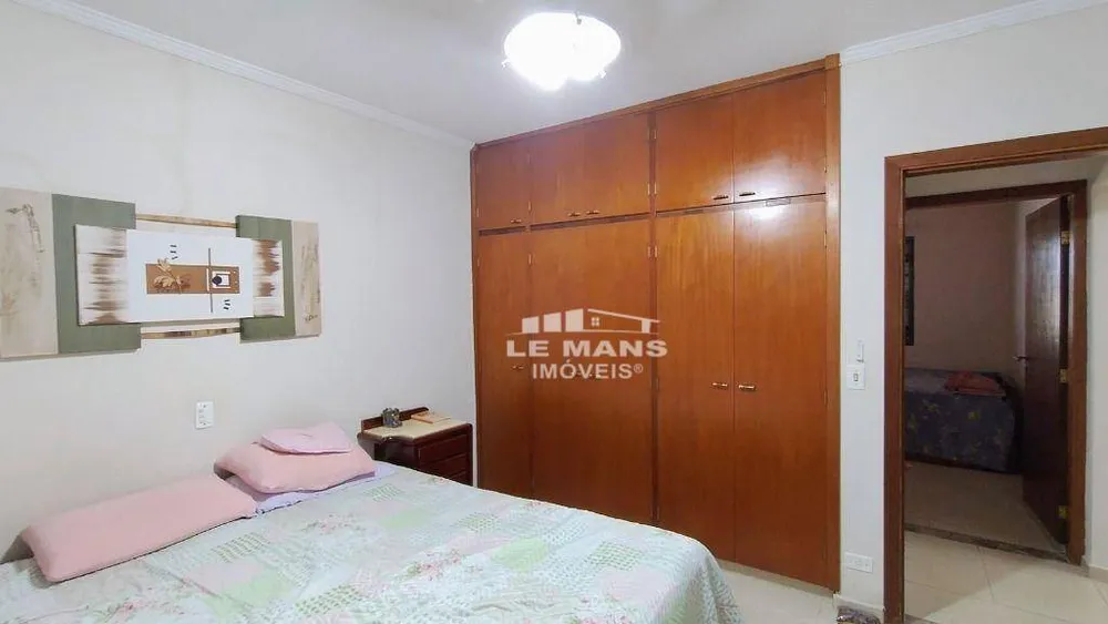 Casa, 6 quartos, 232 m² - Foto 14