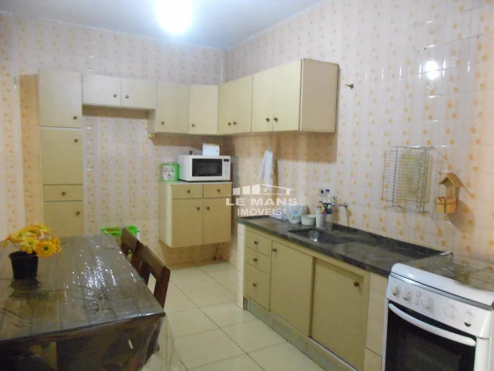 Casa, 3 quartos, 168 m² - Foto 3