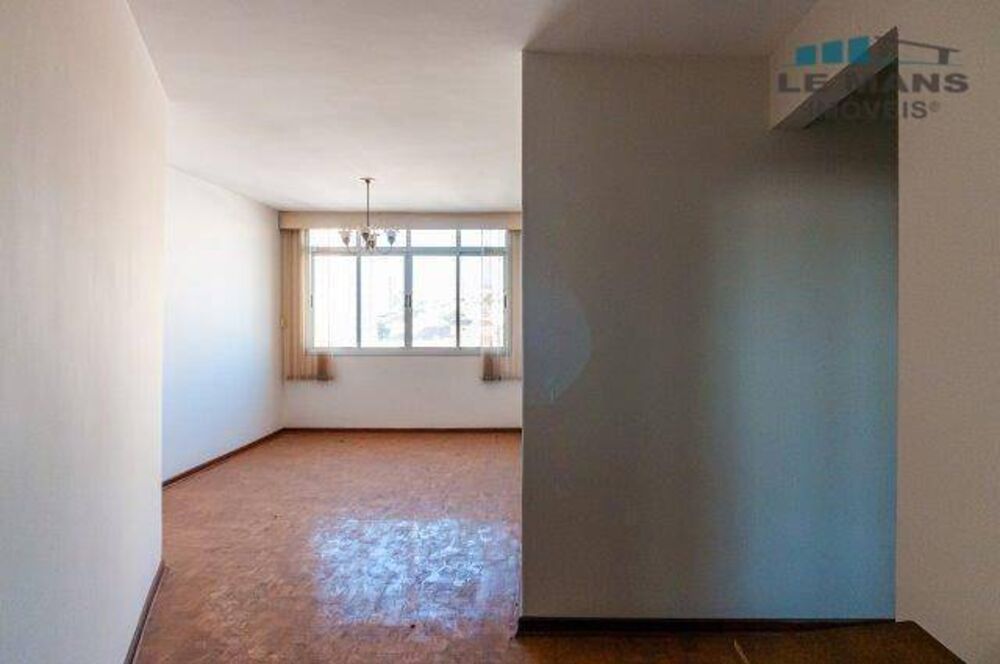 Apartamento à venda com 2 quartos, 65m² - Foto 1