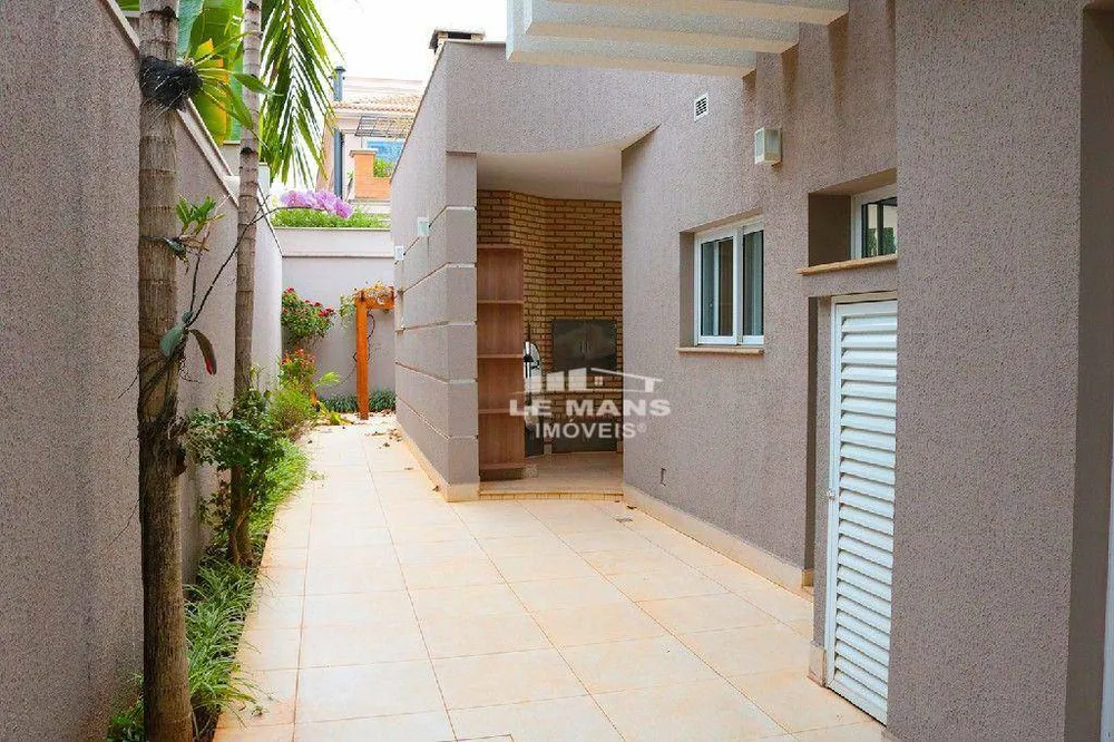 Casa, 4 quartos, 368 m² - Foto 1